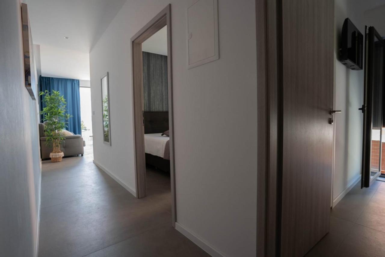 Apartmani Lara Baška Voda Eksteriør billede