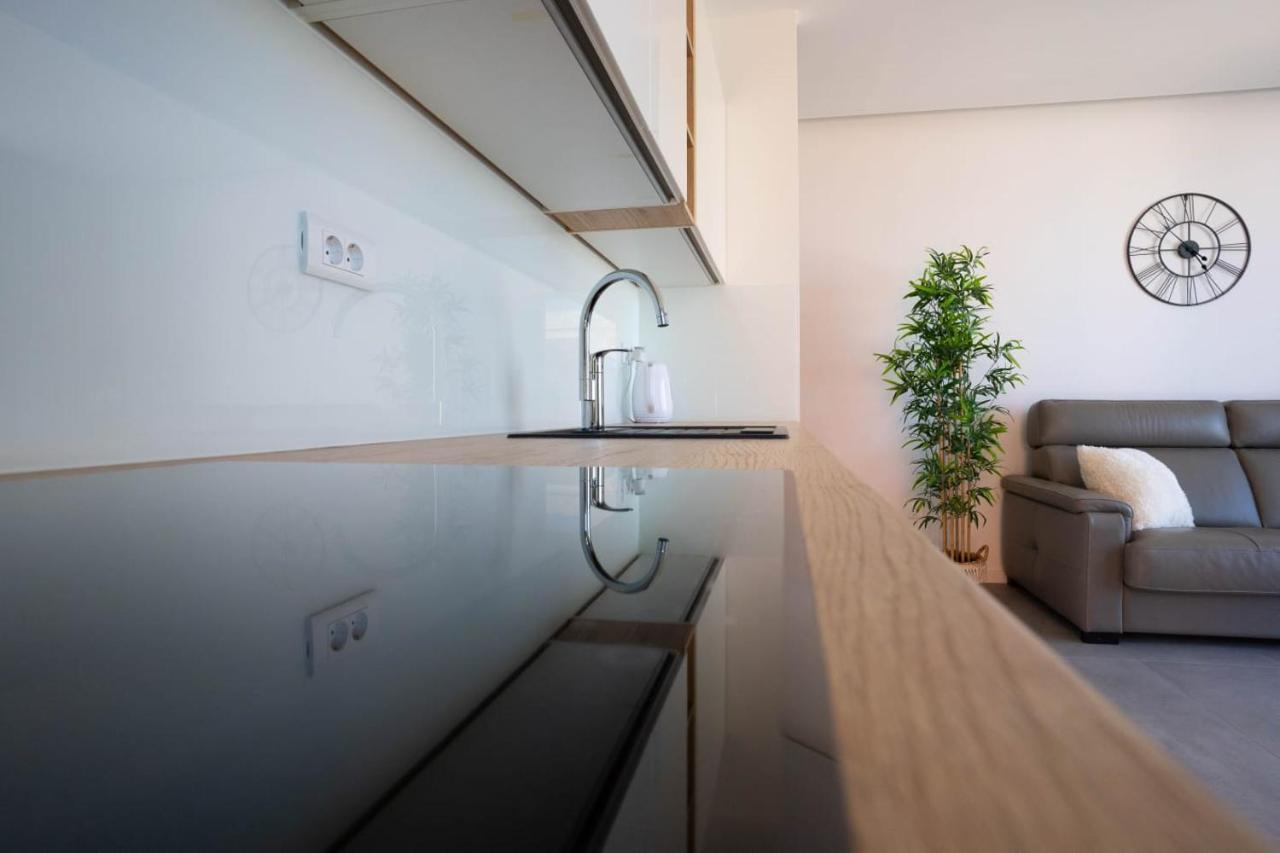 Apartmani Lara Baška Voda Eksteriør billede
